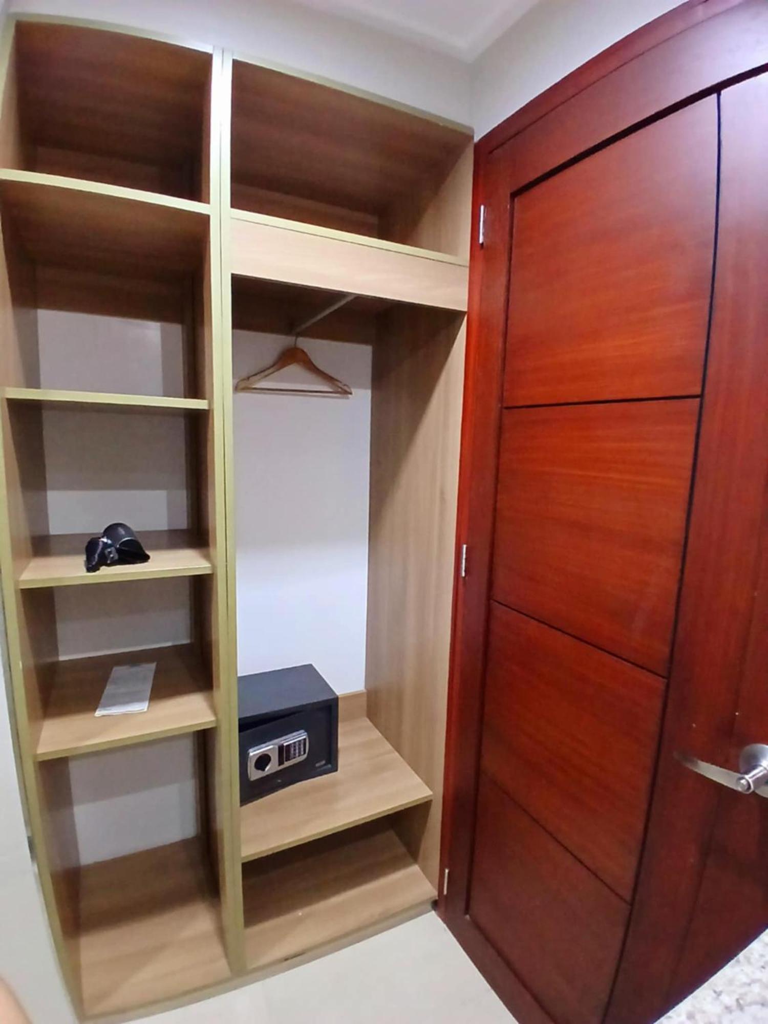 Dohera Hotel Cebu Eksteriør bilde