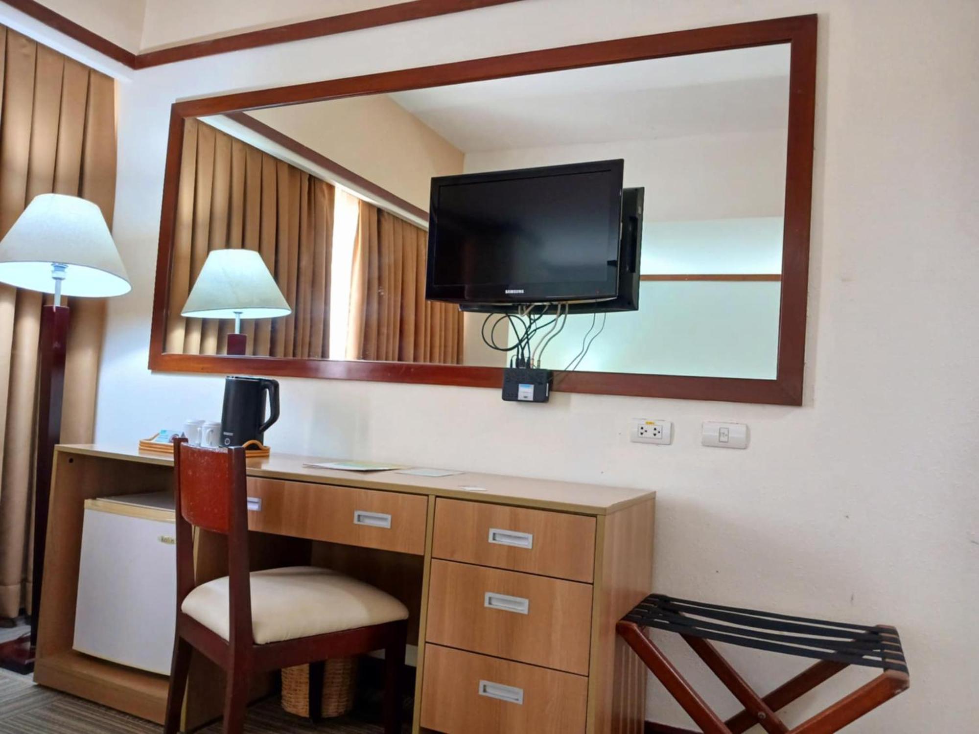 Dohera Hotel Cebu Eksteriør bilde